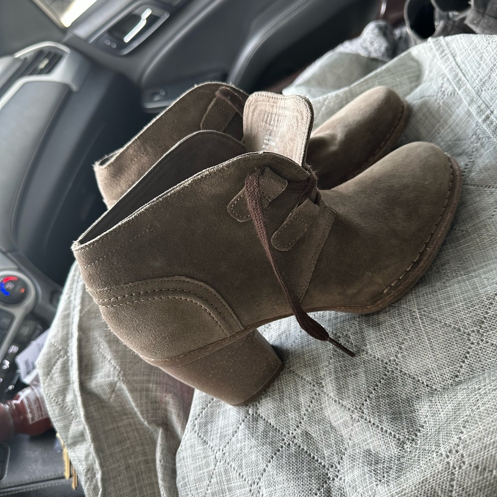 Women's Suede Ankle Boots - Brown